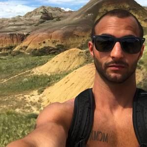 Meet your Posher, Zak